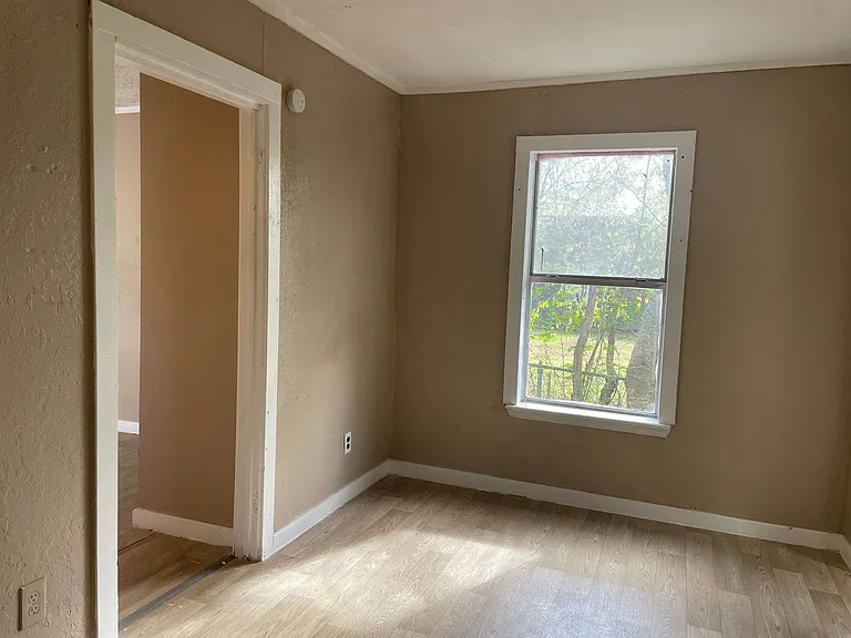 1133 Hibiscus St — Photo 8