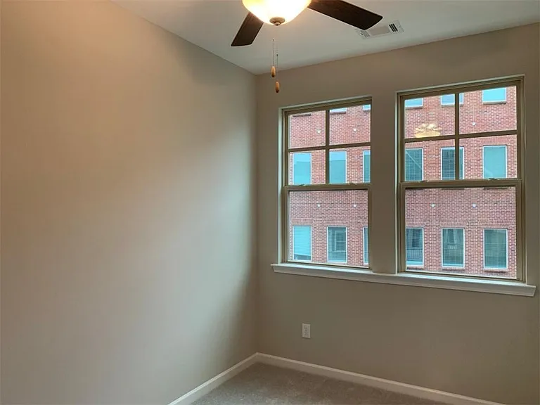 6007 Skellig St — Photo 13