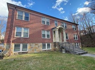 1915 Vineyard St #1, Bluefield, WV 24701
