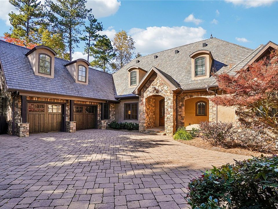 1st image of 812 Top Ridge Dr