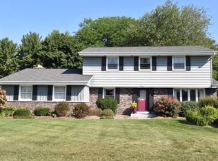 5610 College Point Ct, Racine, WI 53402