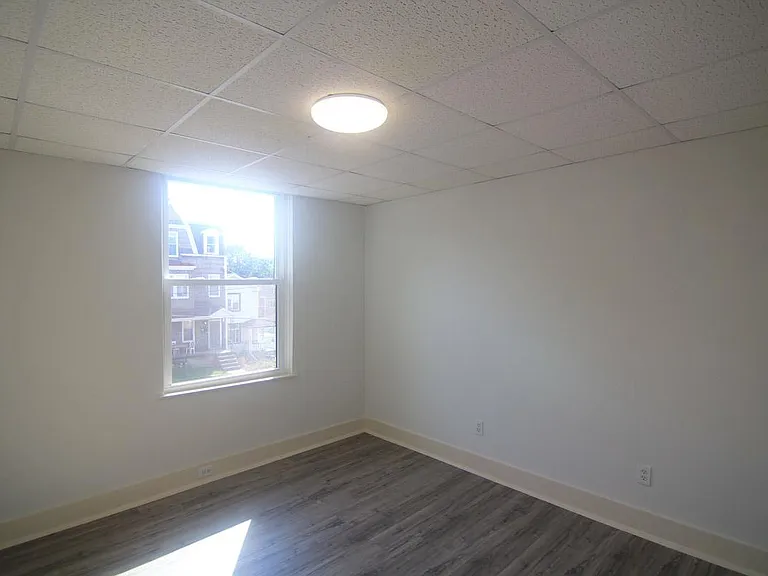 431 Rebecca Ave #2 — Photo 9