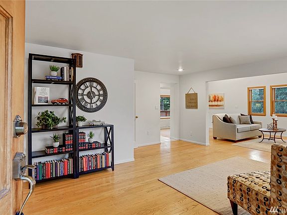 Large entry welcomes you in.