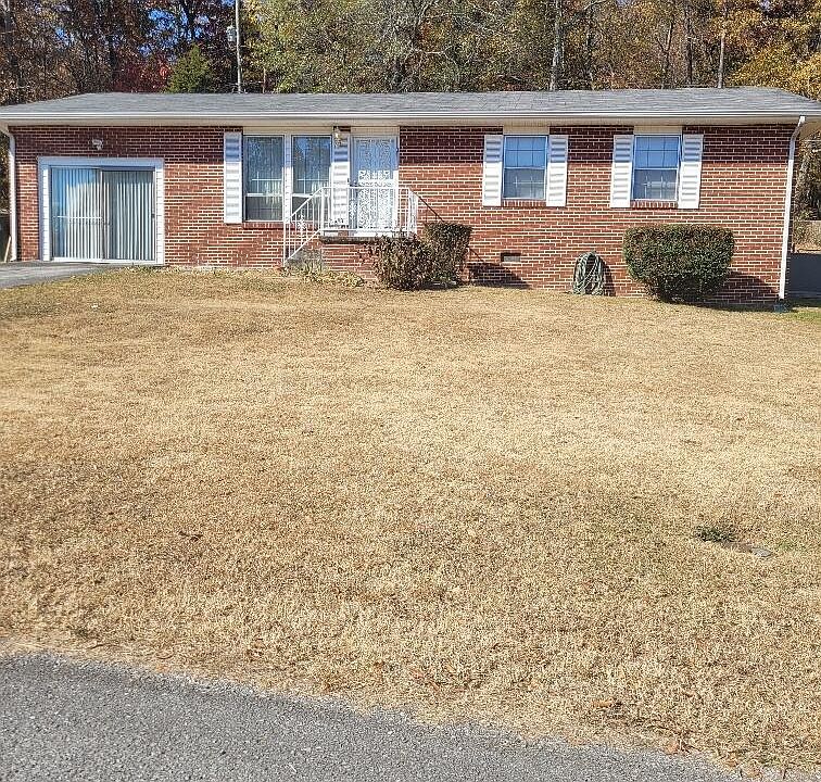 1st image of 2440 Northbrier Cir