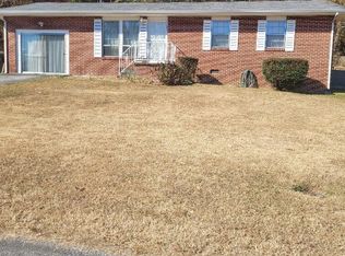 2440 Northbrier Cir, Chattanooga, TN 37406