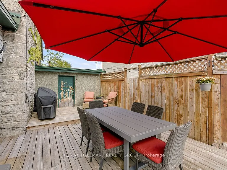 176 King Edward Ave — Photo 33