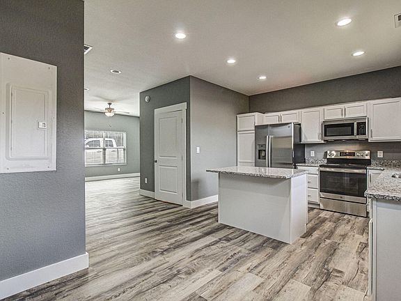 5th image of 849 Morton Dr Unit 2