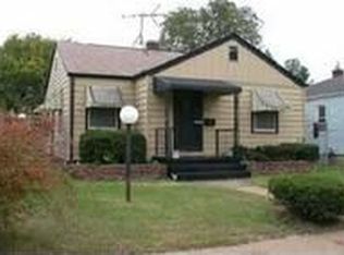 1107 W 2nd Ave, Gary, IN 46402