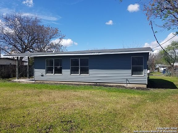 5th image of 138 Kimberly Dr