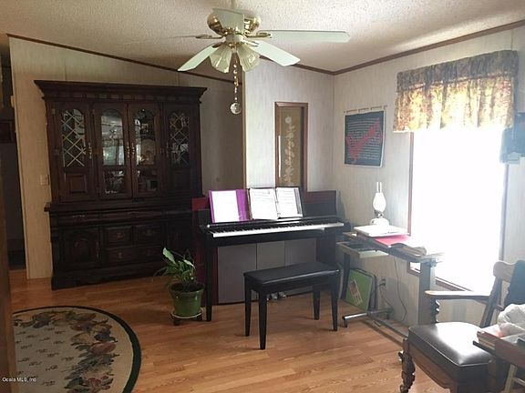 4th image of 4550 NE 140th Ct
