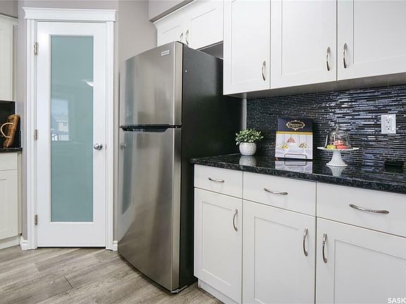 4th image of 940 Bradley St #508