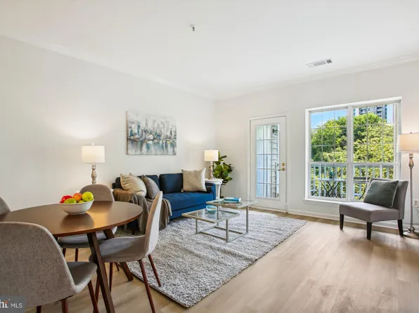 4550 Strutfield Ln APT 2107, Alexandria, VA 22311