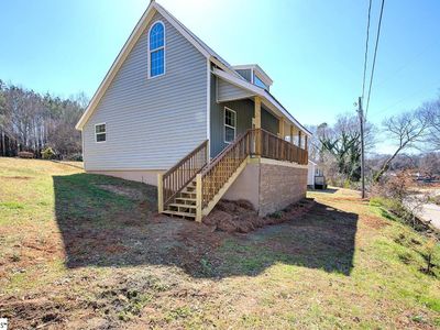 20 E Pine St, Startex, SC, 29377