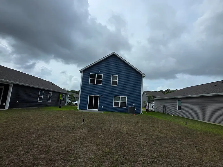 1229 Skystone Loop NE — Photo 3