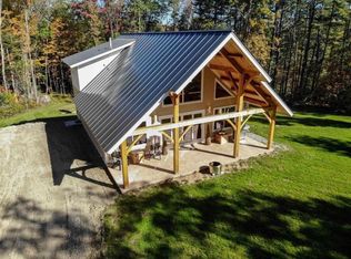 32 New Canada Rd, Danbury, NH 03230