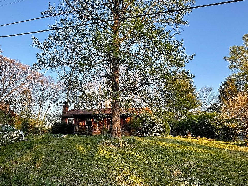 2nd image of 38 Evergreen Ave