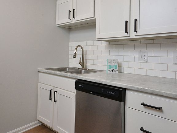 5th image of 206 Scientific St #Q