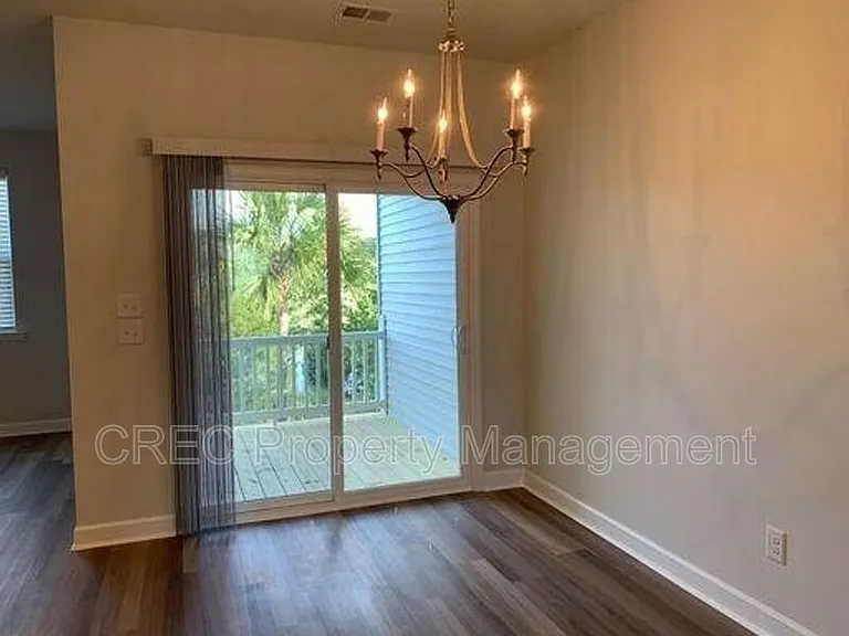 603 McLernon Trce — Photo 14