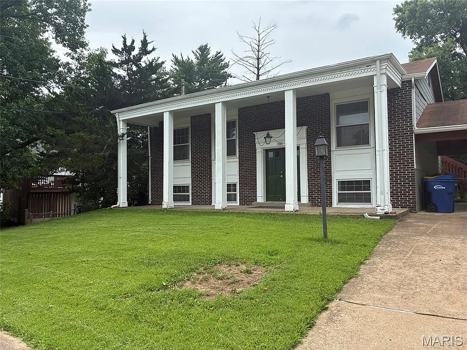 396 Genoa Dr