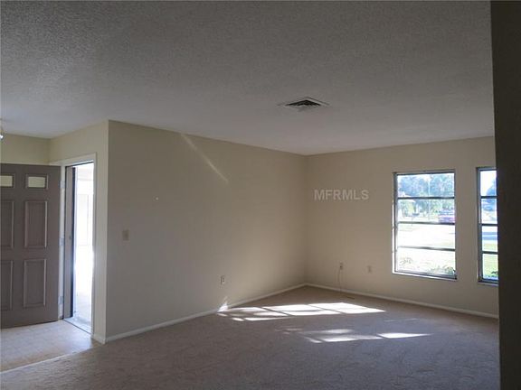 2nd image of 1213 Glendale Cir #904
