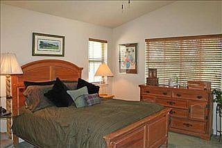 5th image of 4066 Worthington Dr