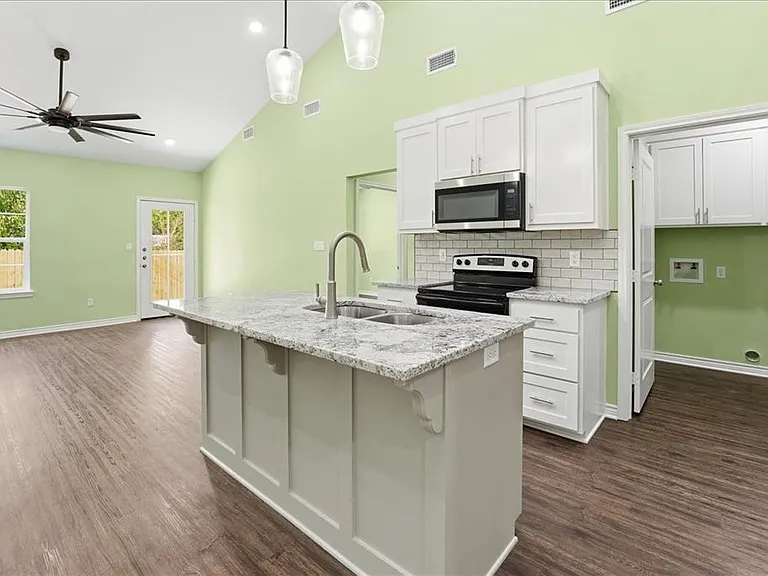806 S Newsom St #806 — Photo 21