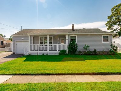 1080 Gardiner Drive, Bay Shore, NY, 11706