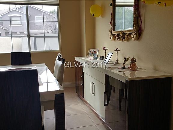 5th image of 2570 Williamsburg St #0