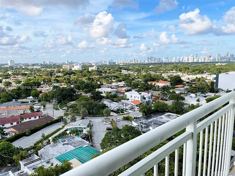 3000 Coral Way #1501 — Photo 18