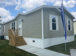 223 Hansom Ct, Wheeling, IL 60090