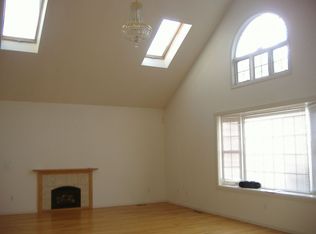 12 Lansing Ave, Trumbull, CT 06611