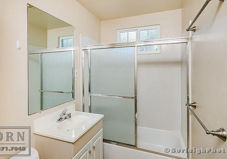 145 Gardiner Ave #A — Photo 10