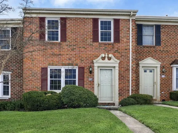 305 Chambers Rdg #305, York, PA 17402