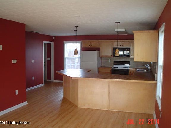 5th image of 224 Shady Glen Cir