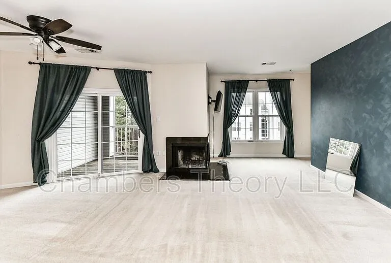 275 S Pickett St #302 — Photo 10