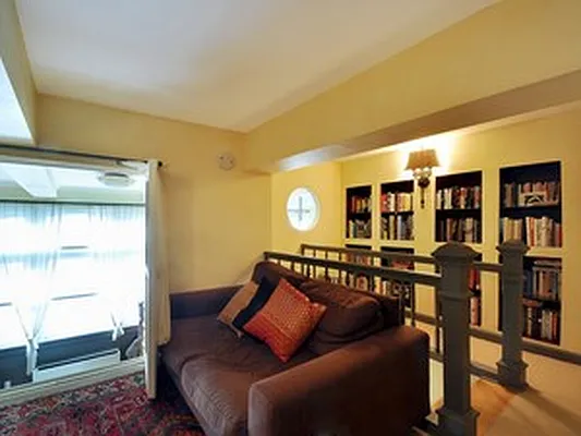 Sold by Corcoran | media 24