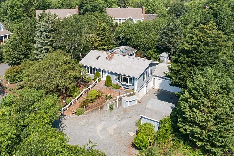 1st image of 11 Kimberlys Ln