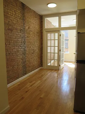 Rented by Centric New York | media 5