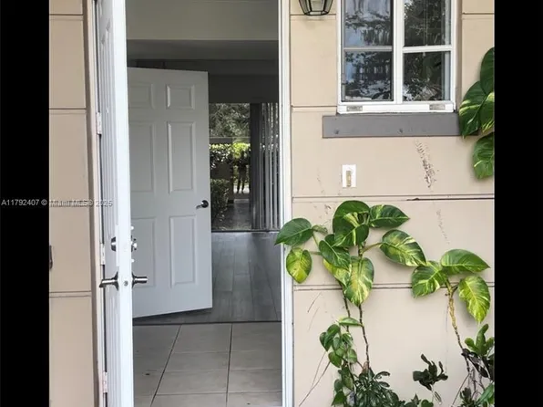 1997 Marsh Harbor Dr Unit 1997, West Palm Beach, FL 33404