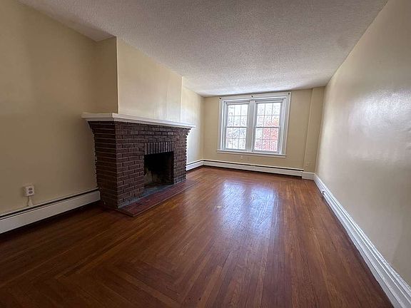 2nd image of 36 Derby Ave APT 8C