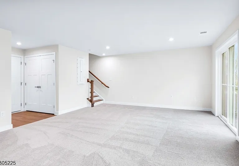 9 Peckwell St — Photo 26