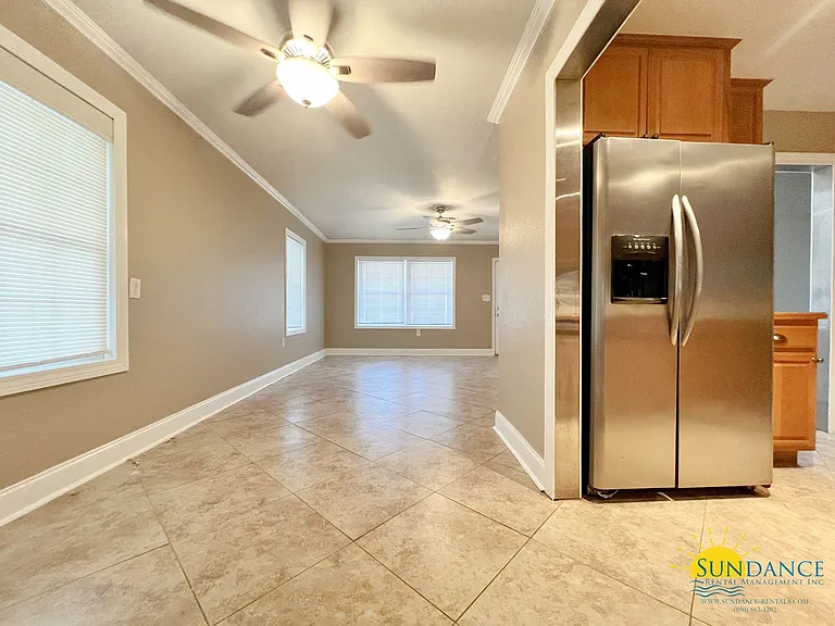 108 Memorial Pkwy NW — Photo 4