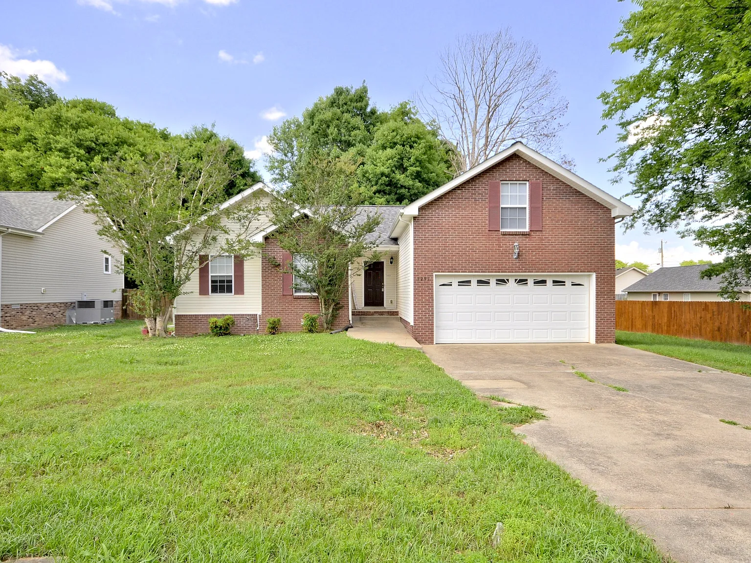 3 bed, 1458 sqft, $1,750 — Photo 2