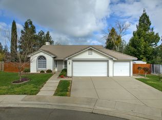 911 Courtenay Ct, Galt, CA 95632