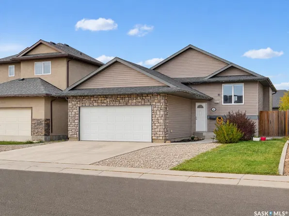 522 Mahabir Lane, Saskatoon, SK S7W 0J7
