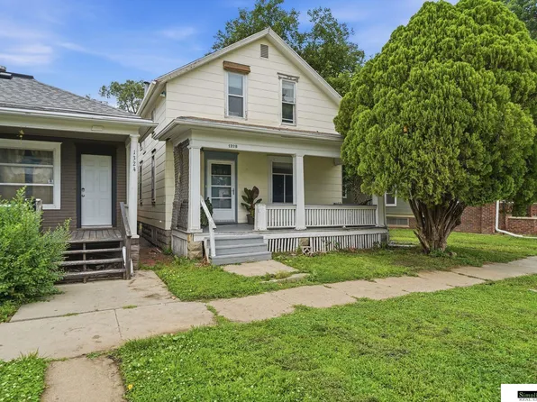 1328 Garfield St, Lincoln, NE 68502