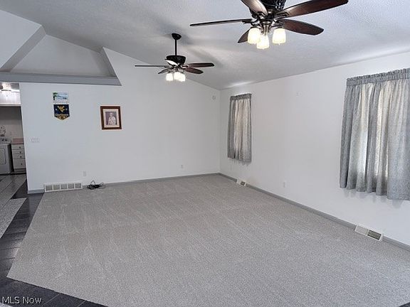 3rd image of 8553 Olde 8 Rd