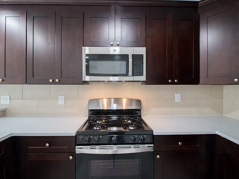 1664 Stuyvesant Ave #305 — Photo 10