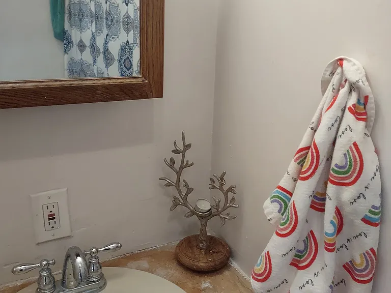 363 Laurel St #2 — Photo 5