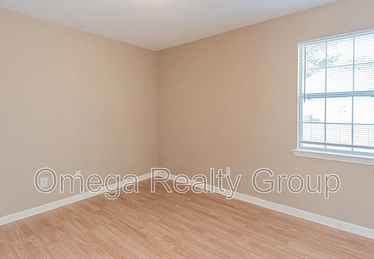2022 Edgewood Dr — Photo 23